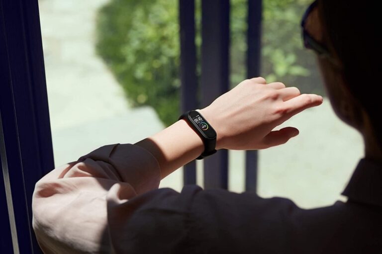 Xiaomi Mi Band 4, il migliore wearable del momento?