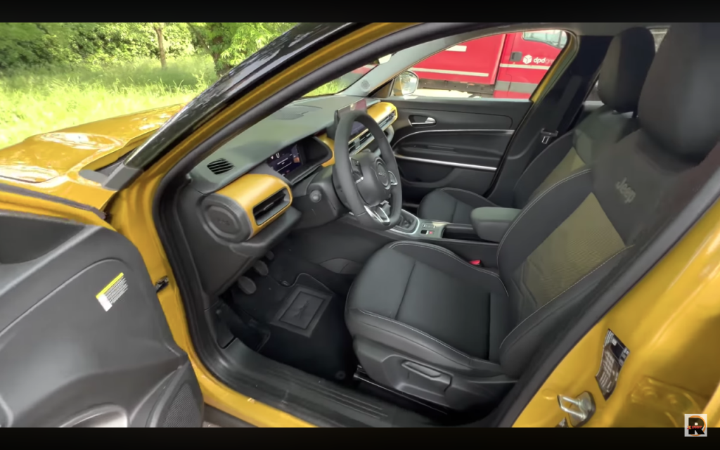 Jeep Avenger: recensione SUV benzina ed elettrico