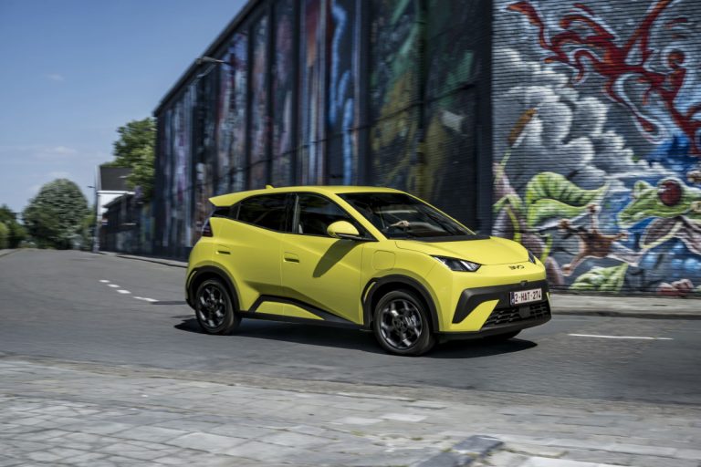 BYD Dolphin Surf: citycar elettrica concreta e (davvero) competitiva
