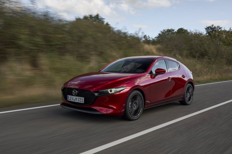 Mazda 3 restyling 2025: prova su strada del 2.5 Skyactiv-G 140 CV